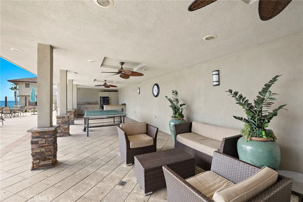 Outdoor kitchen/ping pong