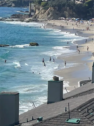  North of Blue Lagoon-Victoria Beach