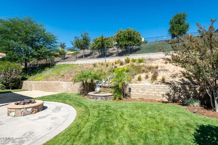 GYP_24863 Carbon Ln_060_MLS