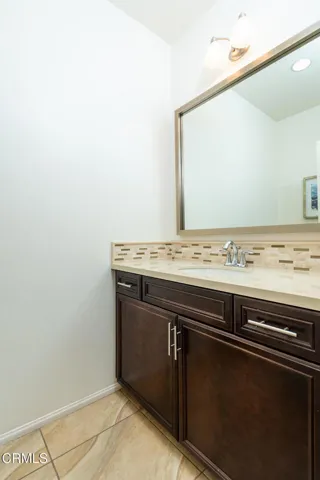 GYP_24863 Carbon Ln_038_MLS