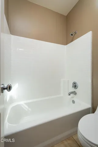 GYP_24863 Carbon Ln_053_MLS