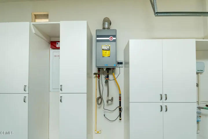 GYP_24863 Carbon Ln_037_MLS