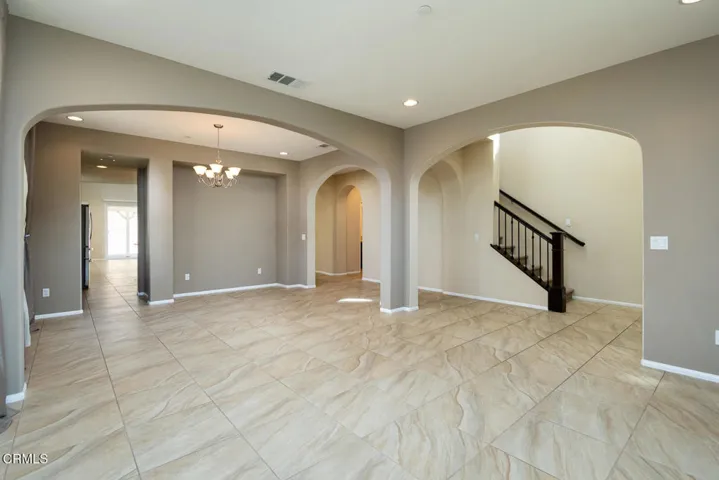 GYP_24863 Carbon Ln_010_MLS