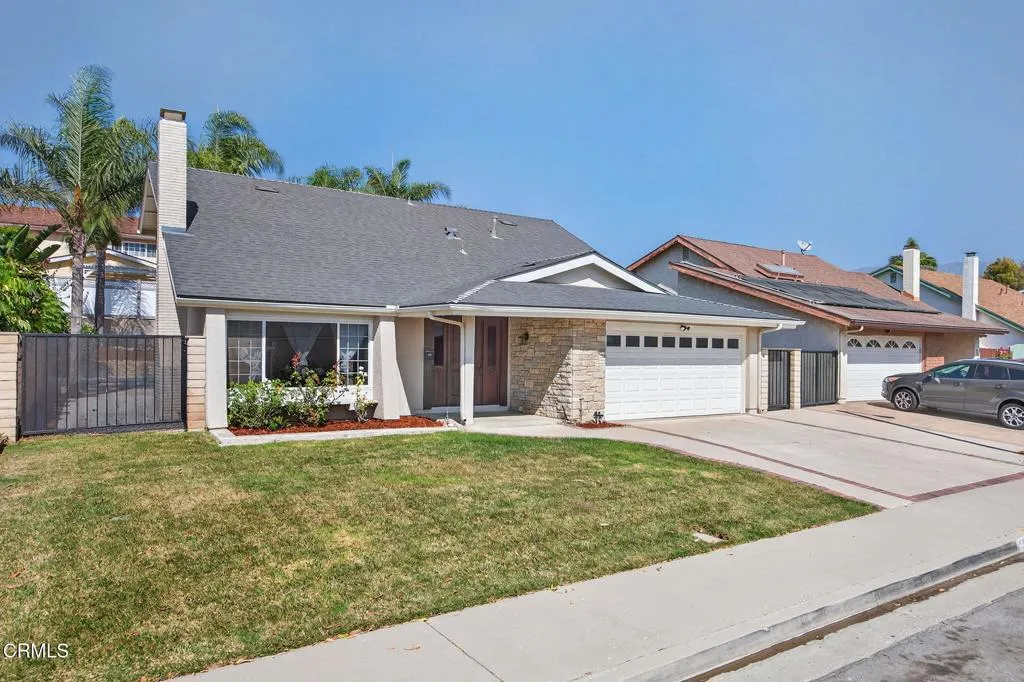 747 Southwick Street, Santa Paula, California 93060 home-pic-2