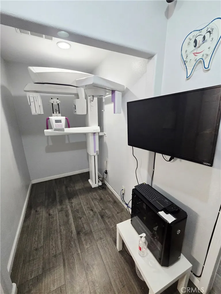 XRAY ROOM