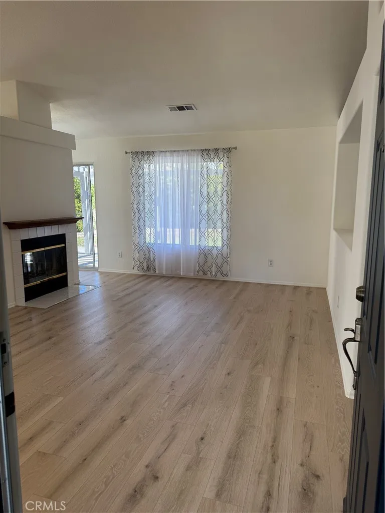 40628 40628 Geyser, Murrieta, California 92562 home-pic-3