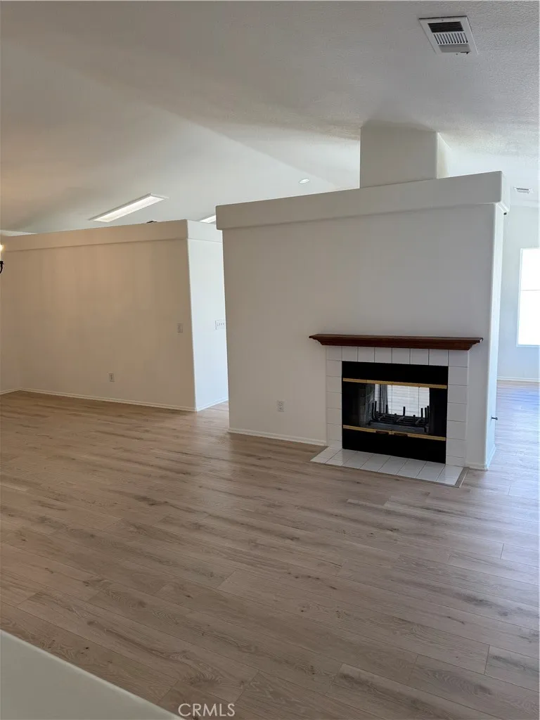 40628 40628 Geyser, Murrieta, California 92562 home-pic-5