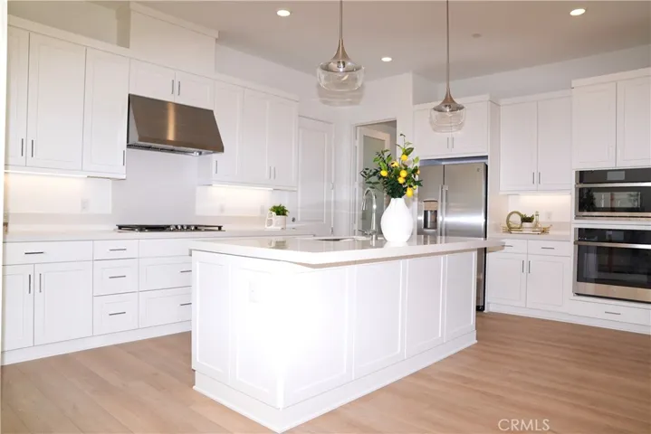 321 Loon, Irvine, California 92618