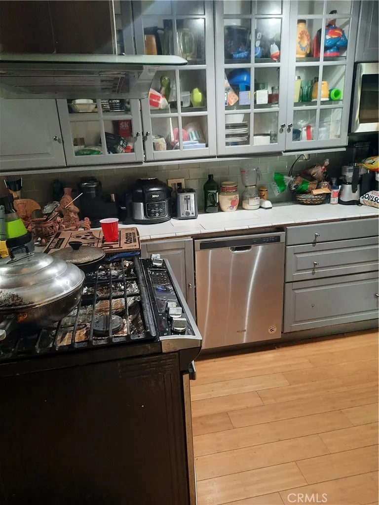 2066 El Moran Street E, Los Angeles, California 90039 home-pic-6