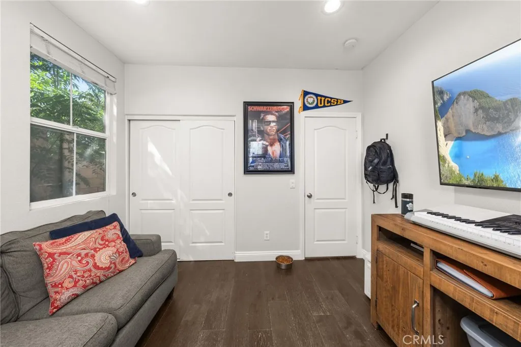 45501 Jaguar Way, Temecula, California 92592 home-pic-11