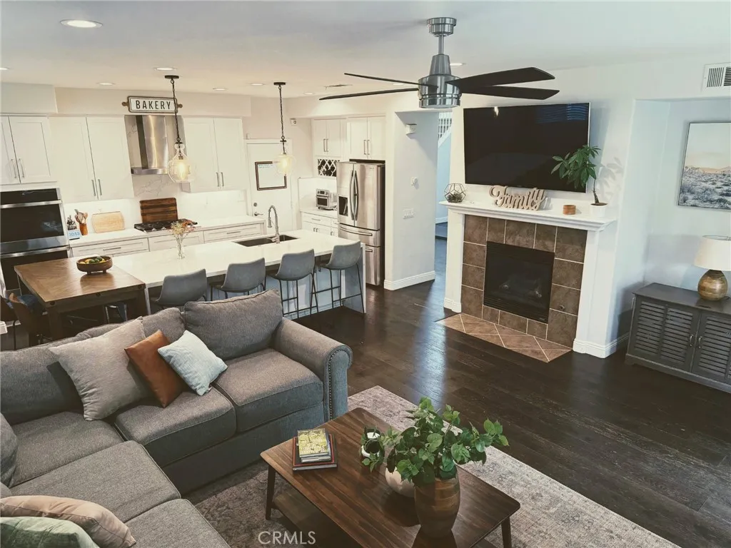 45501 Jaguar Way, Temecula, California 92592 home-pic-5