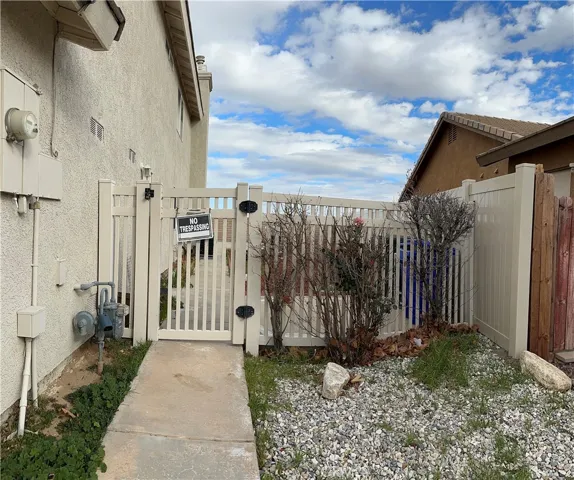15651 Fairbanks, Victorville, California 92394
