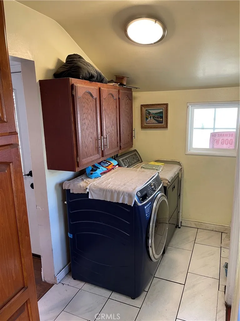 218 W Gardner, Long Beach, California 90805 home-pic-13