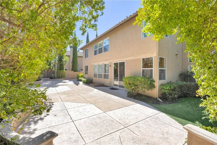 22 Larkspur Drive, Aliso Viejo, California 92656