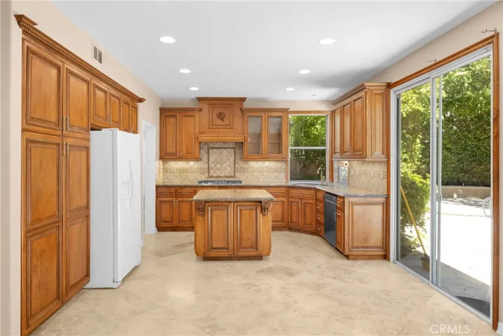 22 Larkspur Drive, Aliso Viejo, California 92656