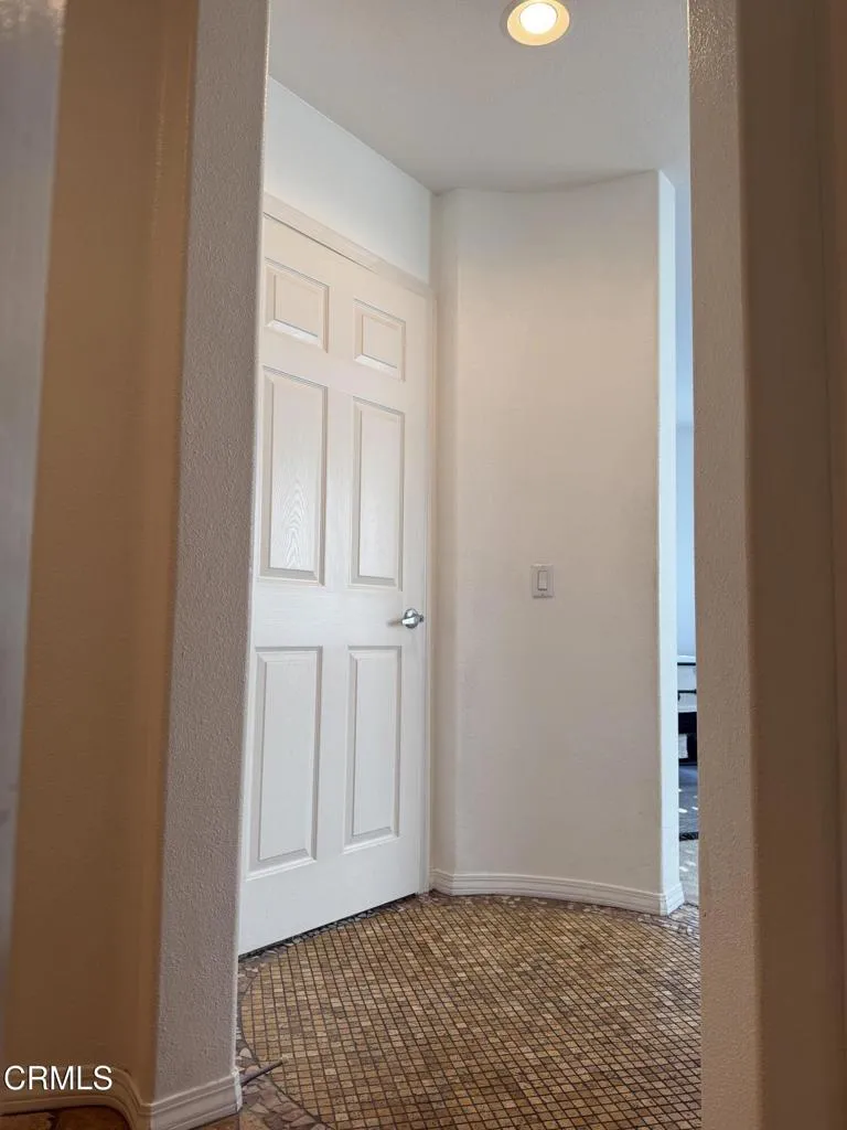 2671 Coral Gum Lane, Simi Valley, California 93065 home-pic-9