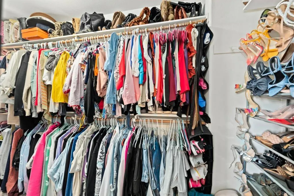 27447 Lock Haven Court, Temecula, California 92591 home-pic-21