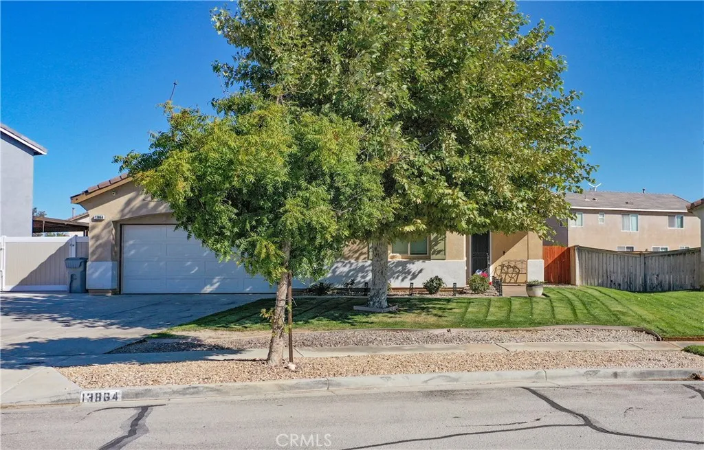 13864 Grant Way, Oak Hills, California 92344 home-pic-8
