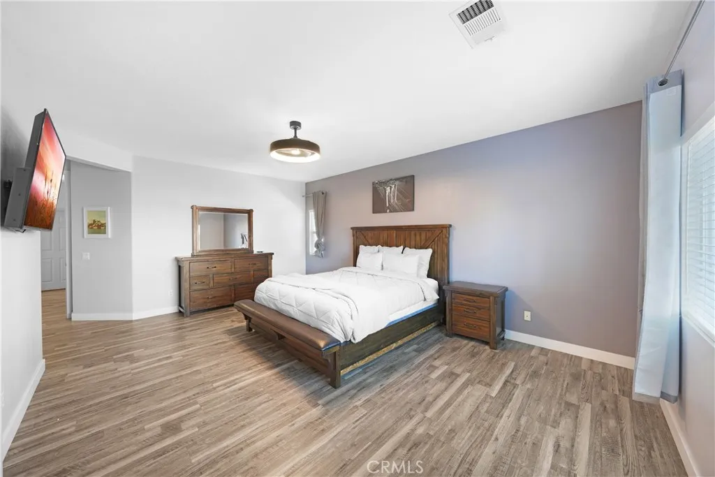 13864 Grant Way, Oak Hills, California 92344 home-pic-37