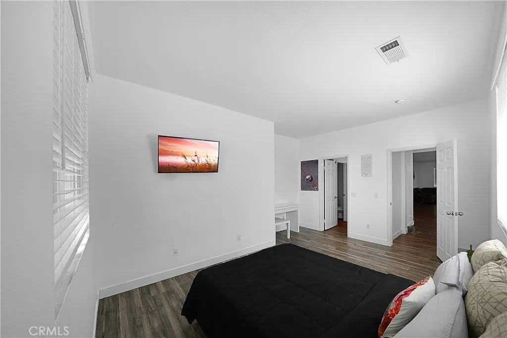 13864 Grant Way, Oak Hills, California 92344 home-pic-14