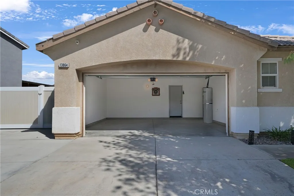 13864 Grant Way, Oak Hills, California 92344 home-pic-42
