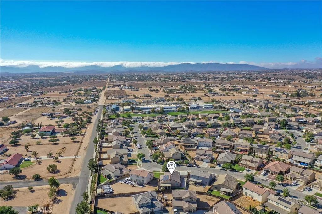 13864 Grant Way, Oak Hills, California 92344 home-pic-12