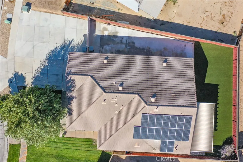 13864 Grant Way, Oak Hills, California 92344 home-pic-3