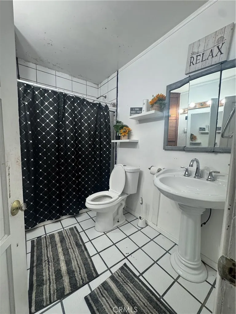 5308 Cleon, North Hollywood, California 91601 home-pic-9