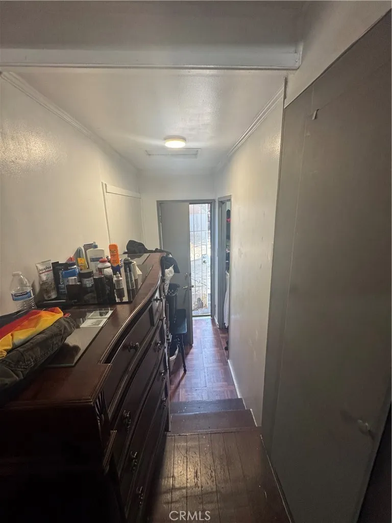 5308 Cleon, North Hollywood, California 91601 home-pic-7