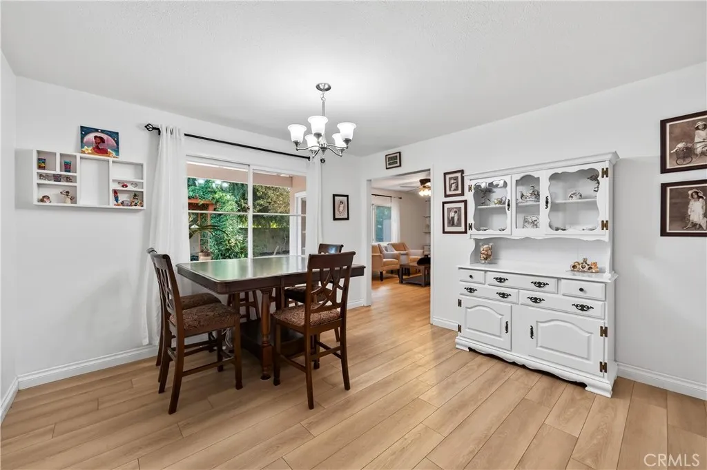 17562 Laurie, Tustin, California 92780 home-pic-23