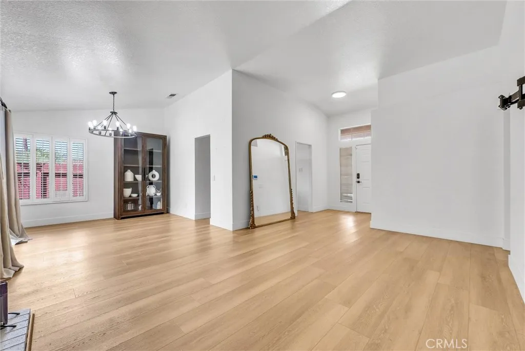 24461 Willow Run Road, Moreno Valley, California 92557 home-pic-3