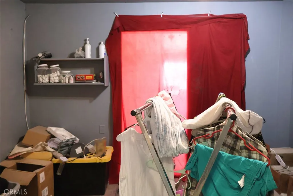 19567 Old El Mirage Road, Adelanto, California 92301 home-pic-11