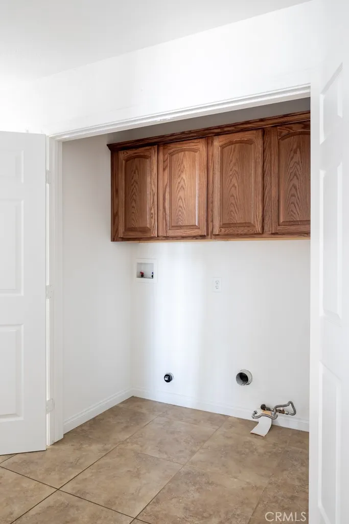 7714 Grand Avenue, Yucca Valley, California 92284 home-pic-37