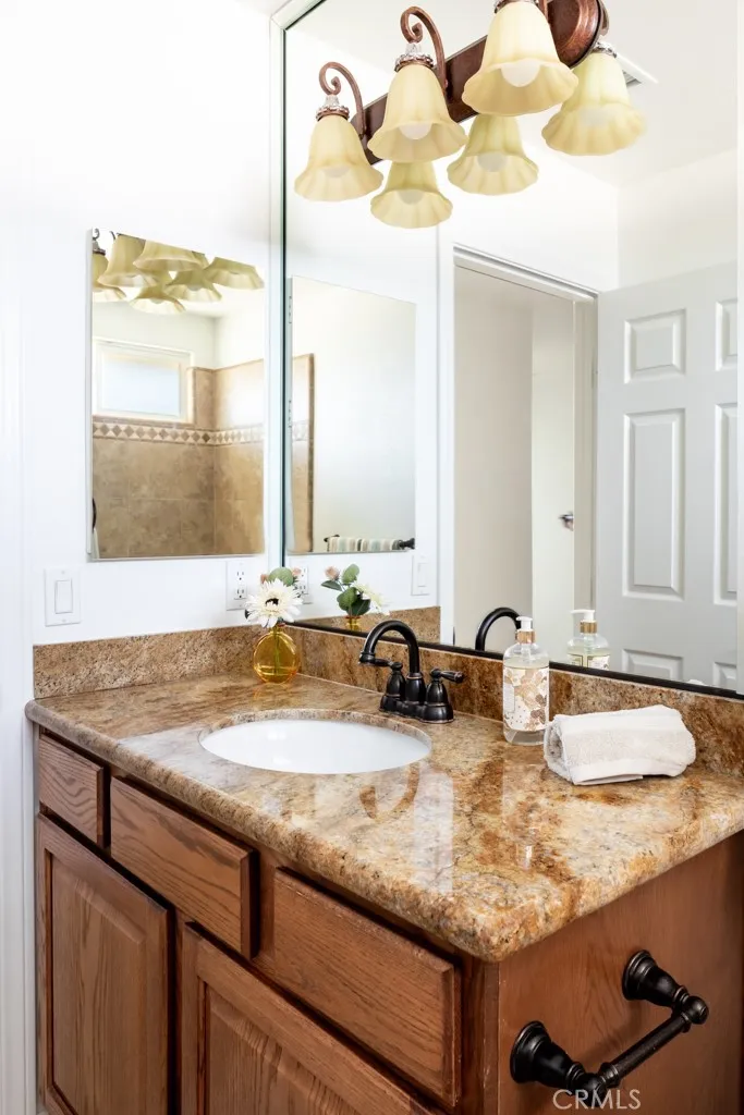 7714 Grand Avenue, Yucca Valley, California 92284 home-pic-23