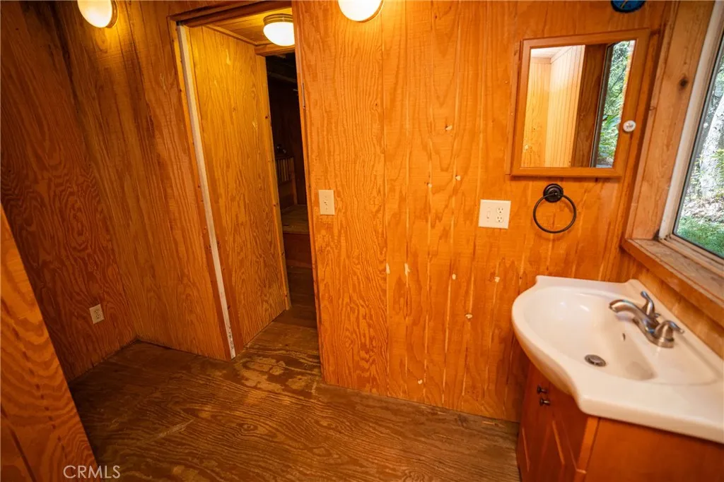 Primary 1/2 bath with room for tub/shower