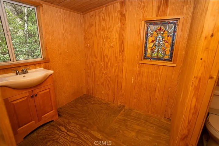 Primary 1/2 bath with room for tub/shower