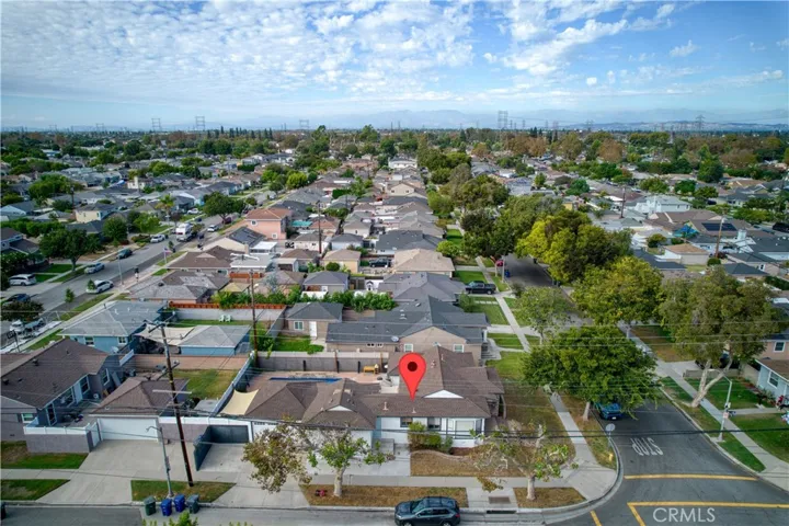 4501 Nipomo Avenue, Lakewood, California 90713