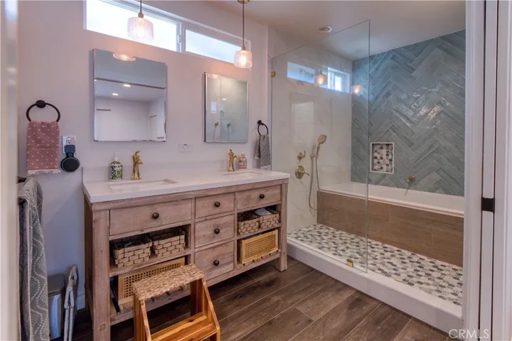 4501 Nipomo Avenue, Lakewood, California 90713