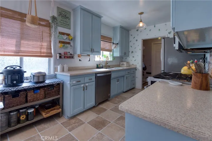 4501 Nipomo Avenue, Lakewood, California 90713