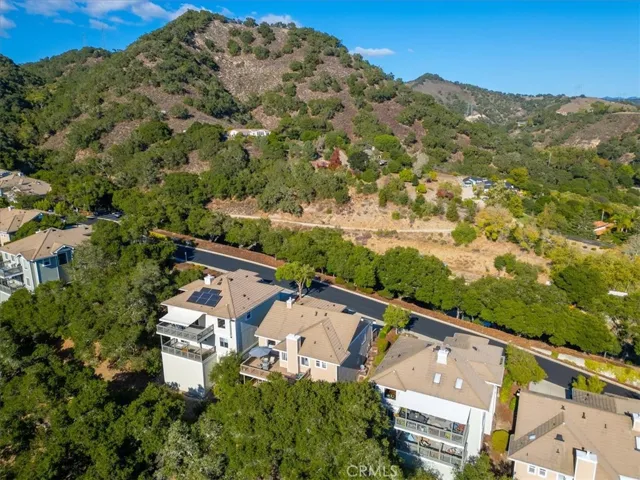 6287 Kestrel Lane, Avila Beach, California 93424