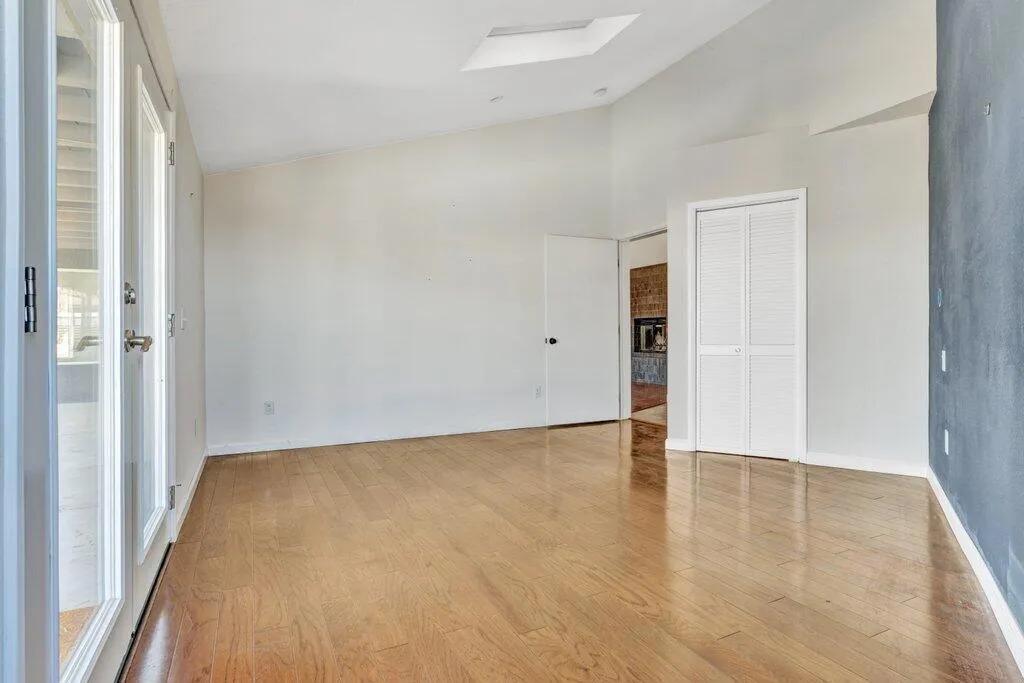 7084 Mount Lassen Avenue, Joshua Tree, California 92252 home-pic-21