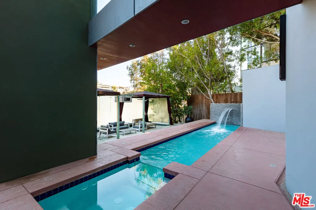 2738 Rinconia Drive, Los Angeles, California 90068 home-pic-53