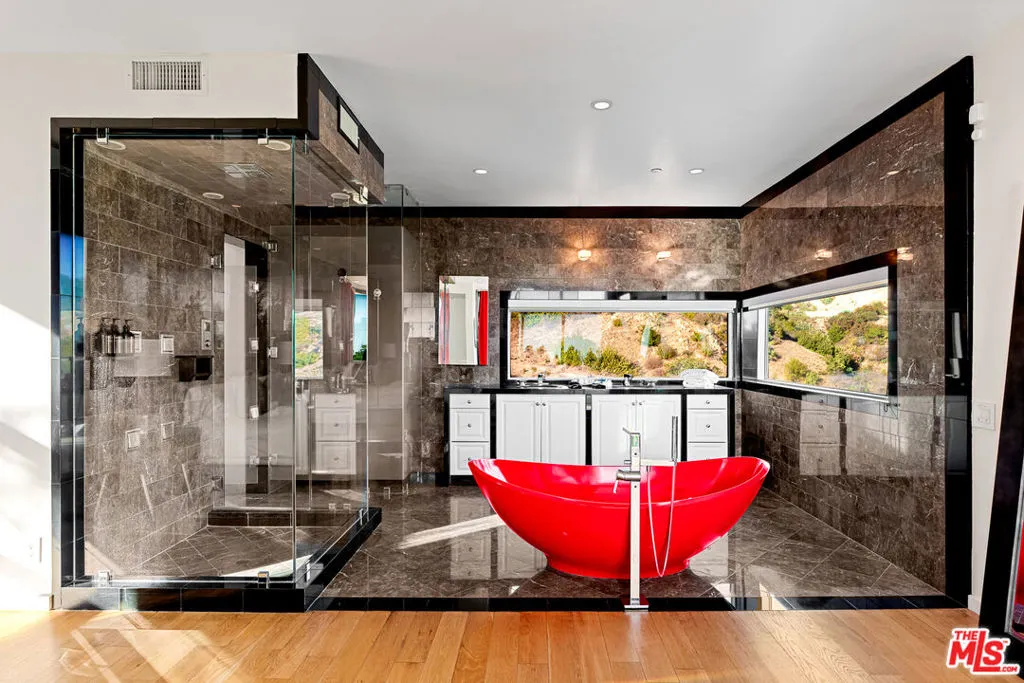 2738 Rinconia Drive, Los Angeles, California 90068 home-pic-41