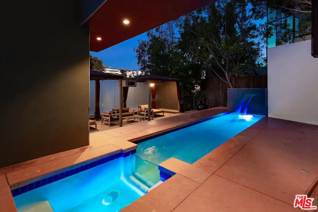 2738 Rinconia Drive, Los Angeles, California 90068 home-pic-54