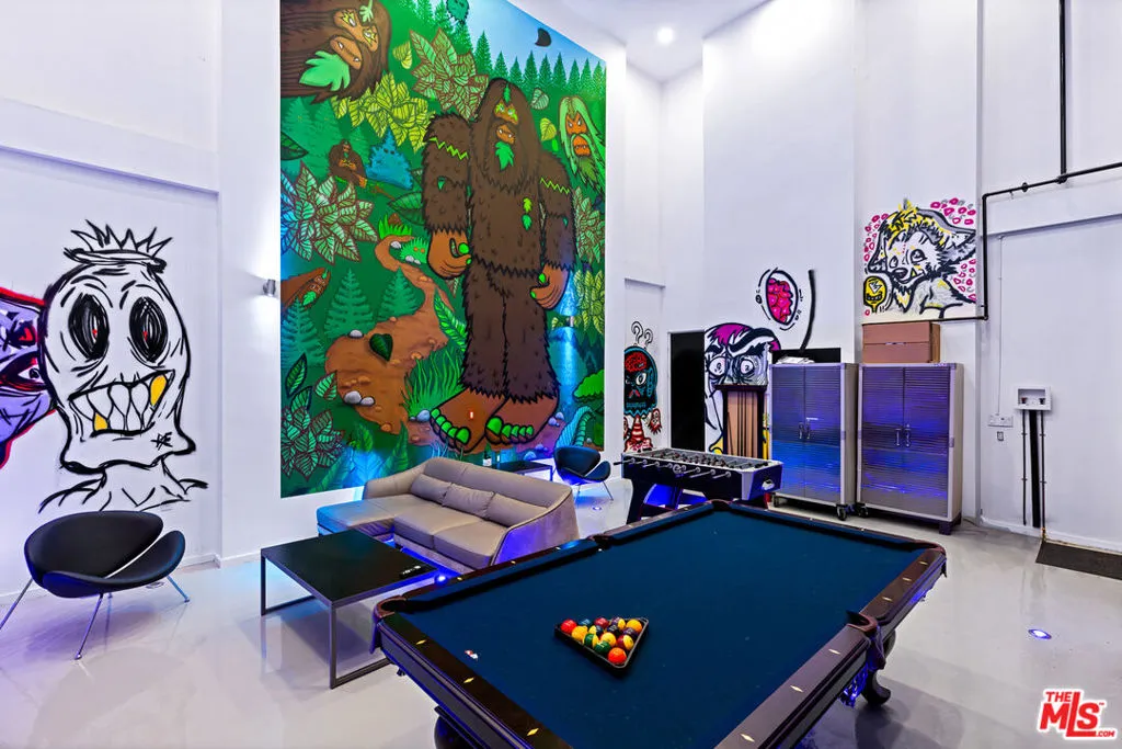 2738 Rinconia Drive, Los Angeles, California 90068 home-pic-13