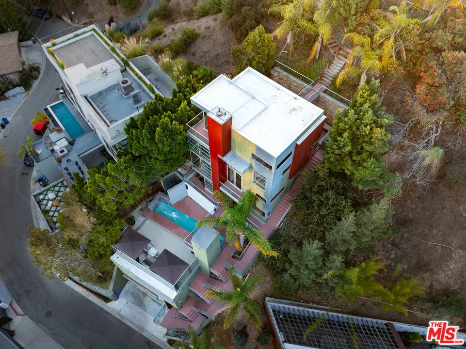 2738 Rinconia Drive, Los Angeles, California 90068 home-pic-61