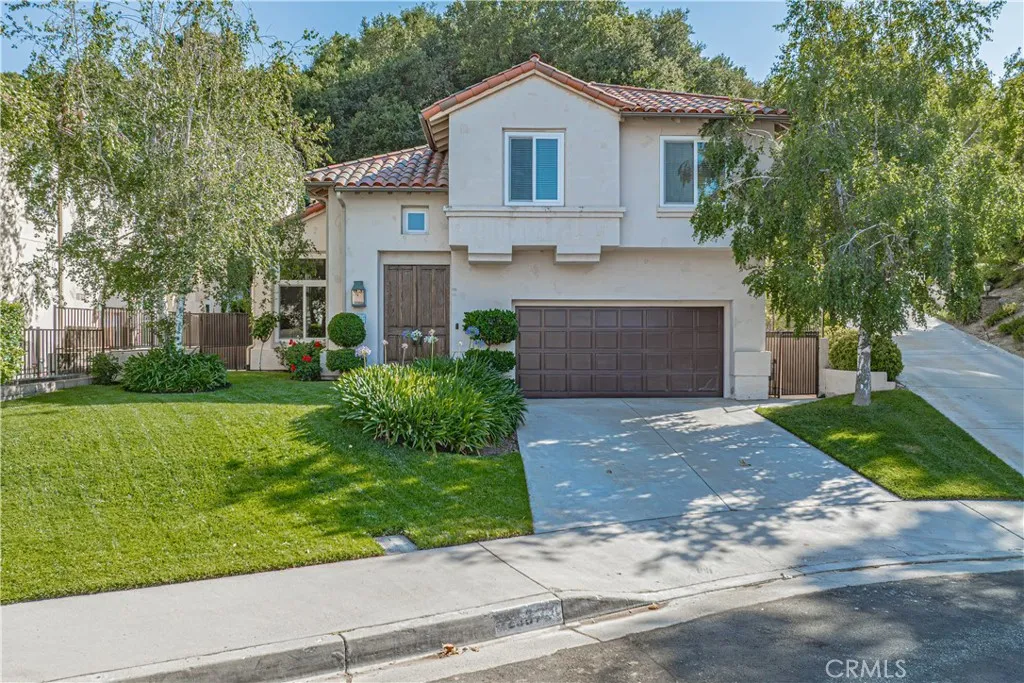 23678 White Oak, Newhall, California 91321 home-pic-0