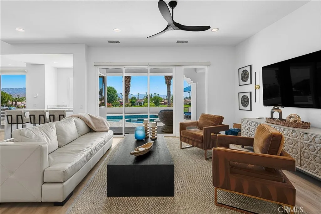741 Mission Creek Drive, Palm Desert, California 92211 home-pic-11