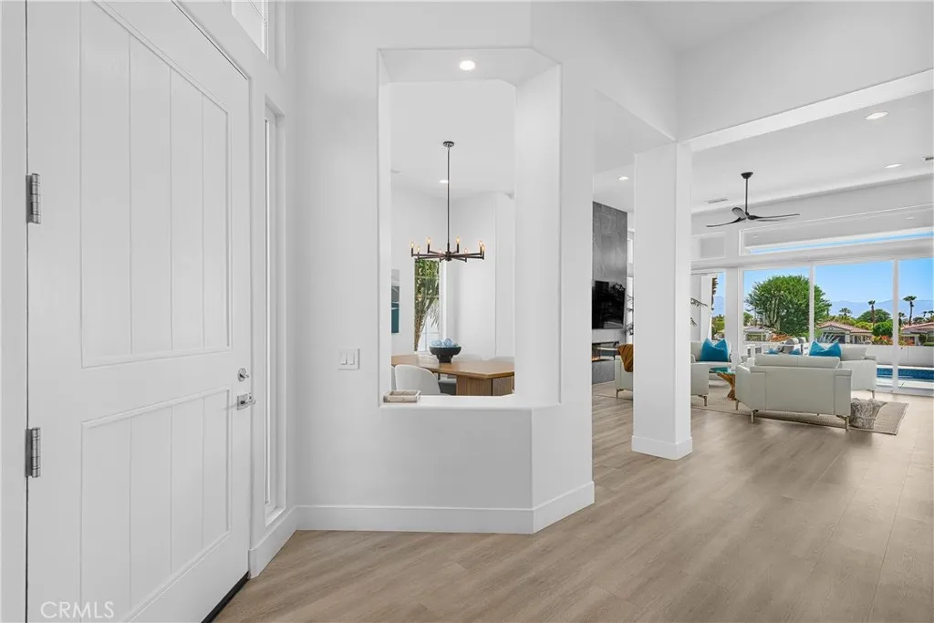 741 Mission Creek Drive, Palm Desert, California 92211 home-pic-4