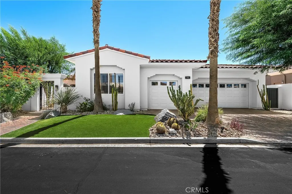 741 Mission Creek Drive, Palm Desert, California 92211 home-pic-2